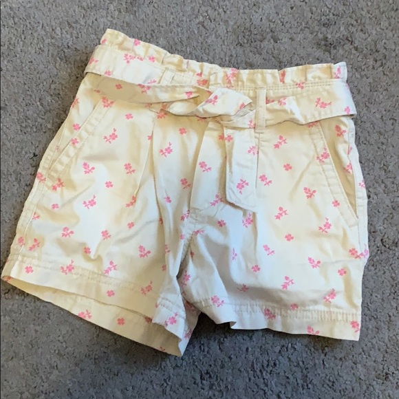 Pretty Girls Shorts 💗 - Picture 3 of 3